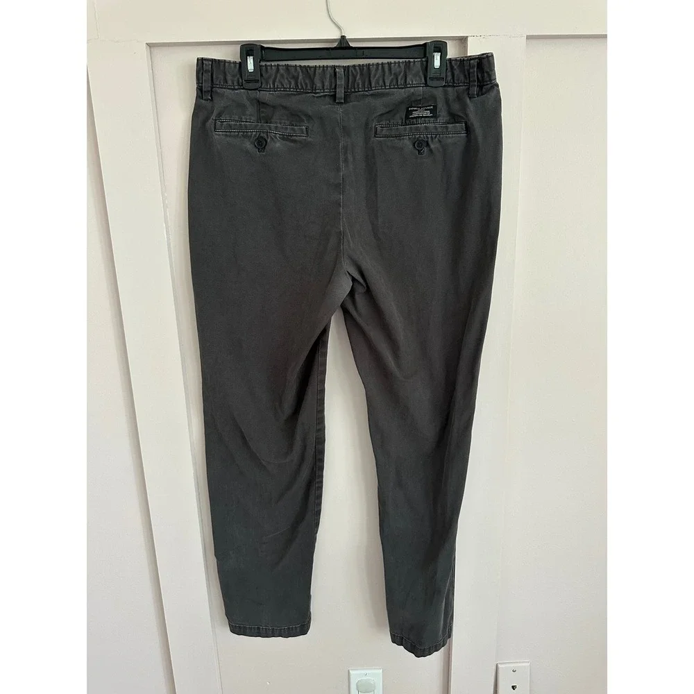 Banana Republic Athletic Fit Chino Pants Mens 35x32 Charcoal Gray Tapered Leg